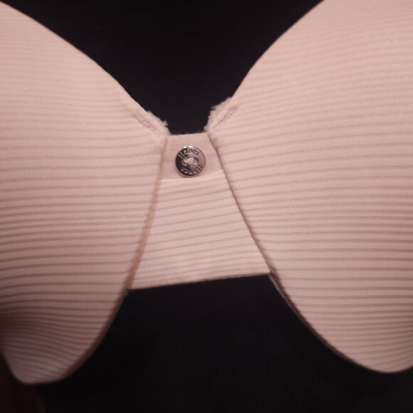 Hanes HU02/HB02 Underwire Bra Low-Cut T-Shirt Light Pink 36D - Picture 7 of 9